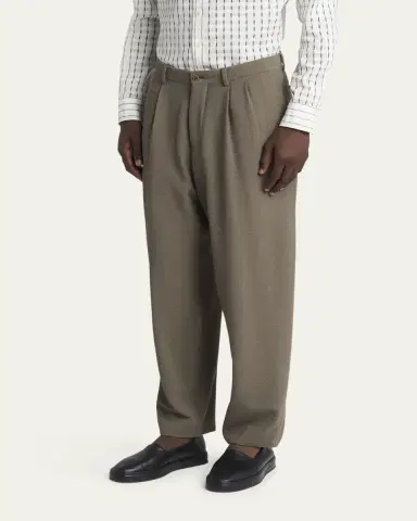 Giorgio Armani Men's Pleated Wool Stretch Seersucker Trousers | Thumbnail 4 Giorgio Armani Men's Pleated Wool Stretch Seersucker Trousers | Thumbnail 4