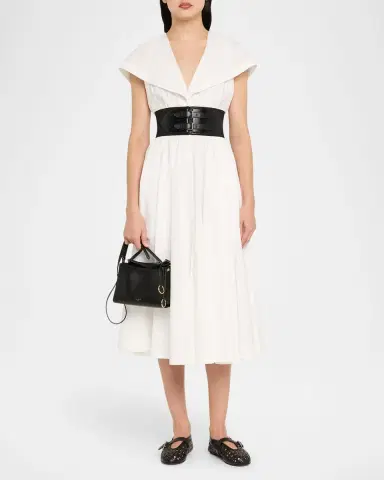 Alaïa Le Click Small Square Shoulder Bag in Glossy Leather | Thumbnail 4 Alaïa Le Click Small Square Shoulder Bag in Glossy Leather | Thumbnail 4