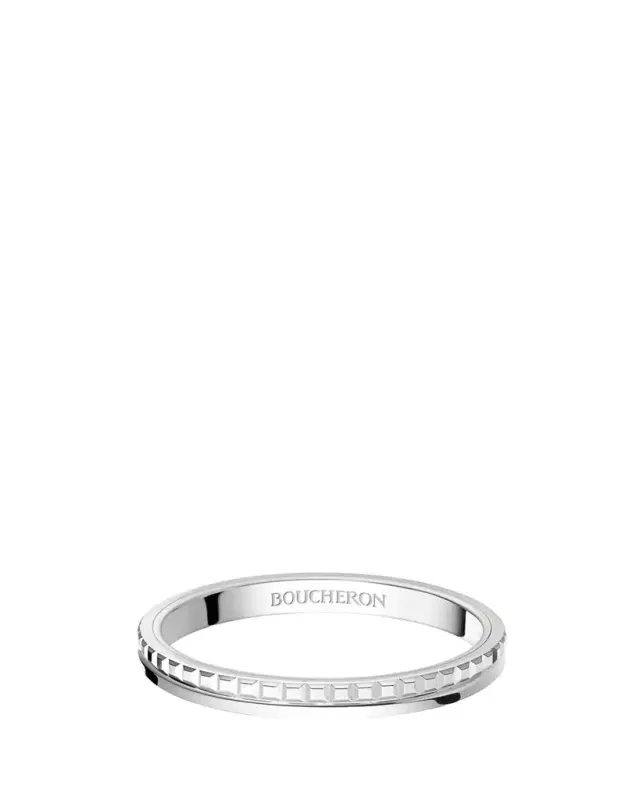 Quatre Radiant Edition Small Platinum Wedding Band