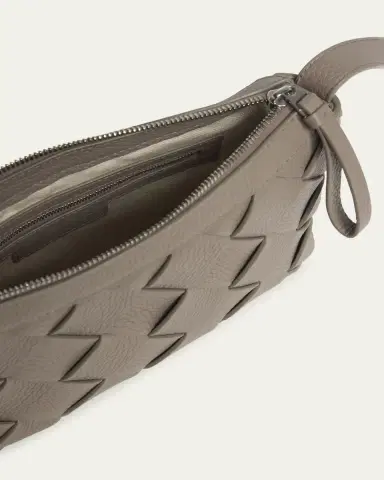 Bottega Veneta Men's Diago Zip Intreccio Taurillon Messenger Bag | Thumbnail 4 Bottega Veneta Men's Diago Zip Intreccio Taurillon Messenger Bag | Thumbnail 4