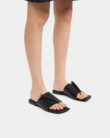 Bottega Veneta Leather Knot Flat Sandals | Thumbnail 15