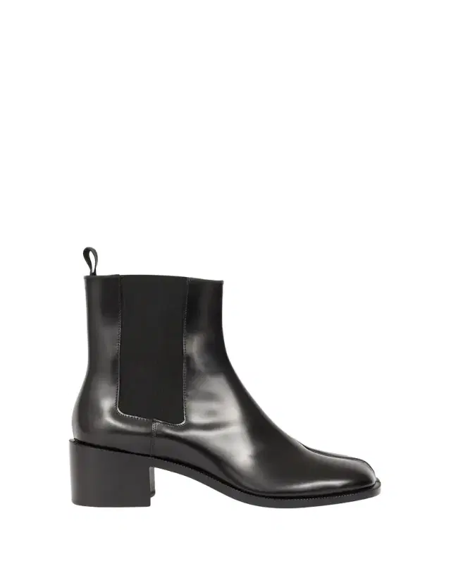 Maison Margiela Tabi City Leather Split-Toe Chelsea Boots