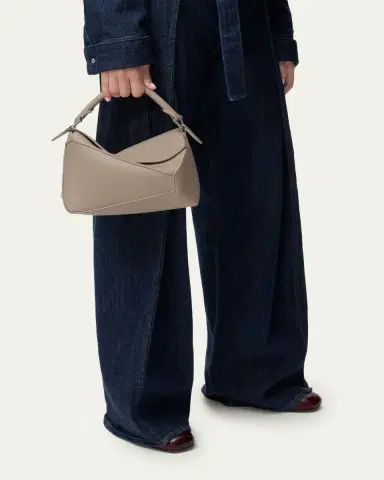 Loewe Puzzle Edge Small Top-Handle Bag in Grain Leather | Thumbnail 8 Loewe Puzzle Edge Small Top-Handle Bag in Grain Leather | Thumbnail 8