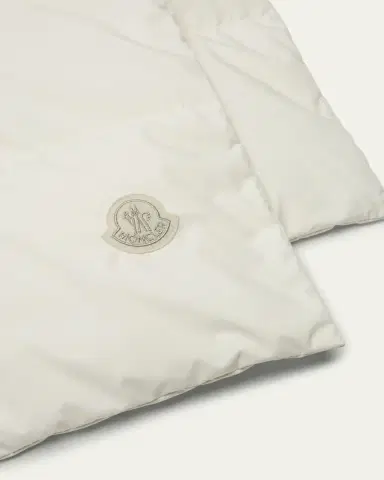 Moncler Hooded Down Scarf | Thumbnail 3