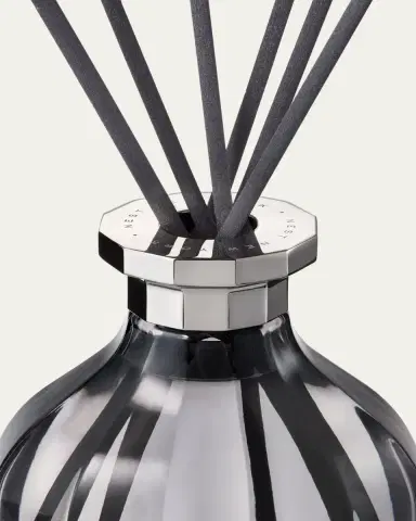 NEST New York VOYAGES Tempting Tonka Diffuser, 16.9 oz. | Thumbnail 3 NEST New York VOYAGES Tempting Tonka Diffuser, 16.9 oz. | Thumbnail 3