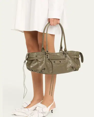Balenciaga Le City East-West Shoulder Bag in Leather | Thumbnail 2 Balenciaga Le City East-West Shoulder Bag in Leather | Thumbnail 2