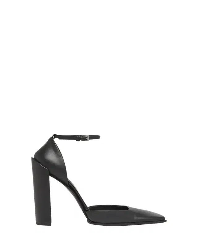 ALAIA Leather d'Orsay Square-Toe Pumps