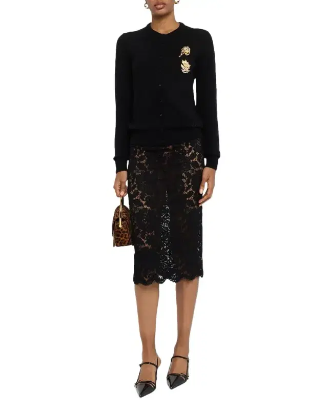 Brooch Crewneck Cardigan