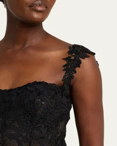 Oscar de la Renta Sleeveless Foxglove Lace Sweetheart-Neck Gown | Thumbnail 5 Oscar de la Renta Sleeveless Foxglove Lace Sweetheart-Neck Gown | Thumbnail 5