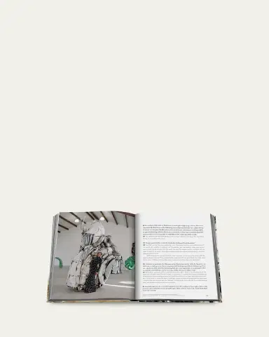 Assouline "Living with Chamberlain: Art in Residence" Book by Julie Belcove | Thumbnail 4