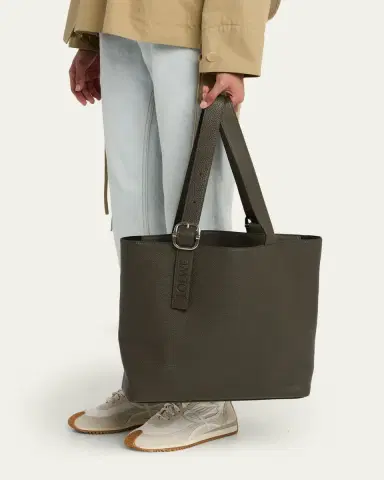 Loewe Men's Loop Zipped Leather Tote Bag | Thumbnail 2