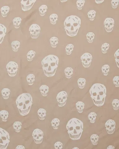Alexander McQueen Classic Skull Wool Scarf | Thumbnail 10 Alexander McQueen Classic Skull Wool Scarf | Thumbnail 10