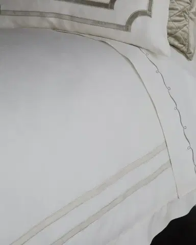 Lili Alessandra Soho Duvet | Thumbnail 2