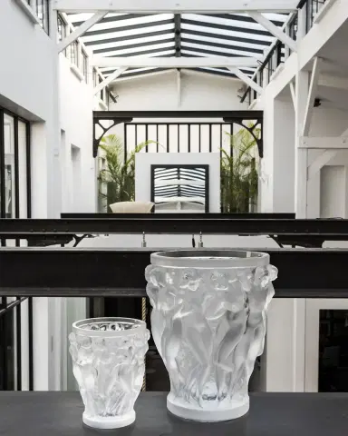 Lalique Bacchantes Small Clear Vase | Thumbnail 2