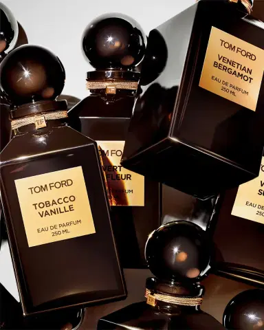 TOM FORD Tuscan Leather Eau de Parfum | Thumbnail 3 TOM FORD Tuscan Leather Eau de Parfum | Thumbnail 3