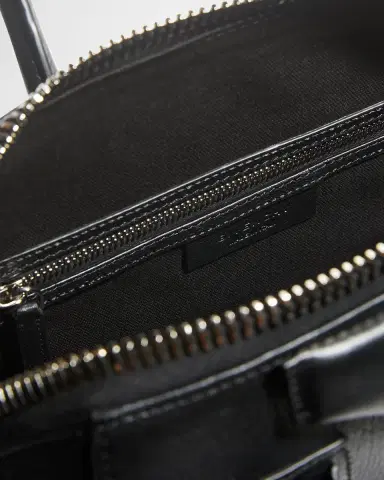 Givenchy Antigona Small Top Handle Bag in Grained Leather | Thumbnail 2 Givenchy Antigona Small Top Handle Bag in Grained Leather | Thumbnail 2