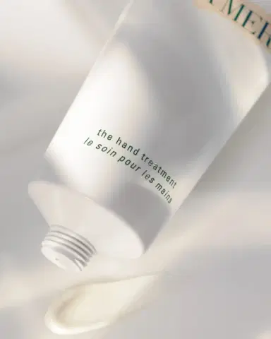 La Mer The Hand Treatment Hydrating Lotion, 3.4 oz. | Thumbnail 4