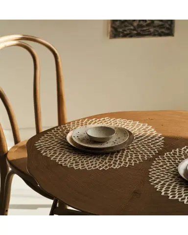Chilewich Dahlia Placemat | Thumbnail 2