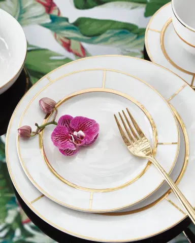 Neiman Marcus 16-Piece Vienna Dinnerware Set | Thumbnail 3 Neiman Marcus 16-Piece Vienna Dinnerware Set | Thumbnail 3