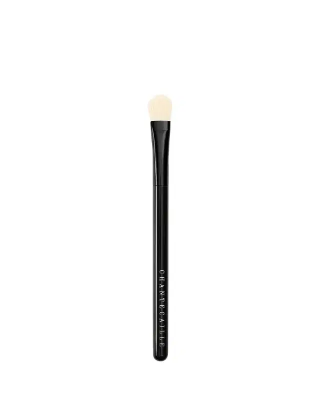 Chantecaille Shade and Sweep Eye Brush