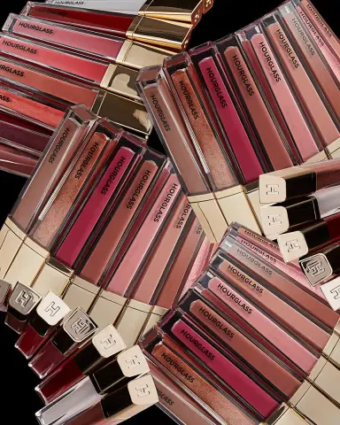 Hourglass Cosmetics Unreal High Shine Volumizing Lip Gloss | Thumbnail 3 Hourglass Cosmetics Unreal High Shine Volumizing Lip Gloss | Thumbnail 3