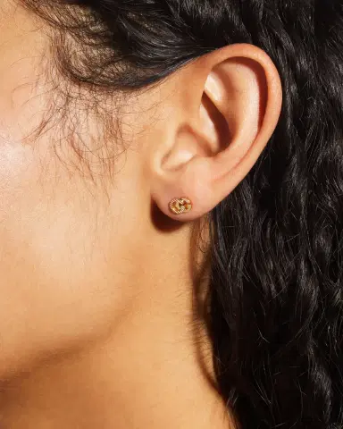 Gucci 18k Yellow Gold Running G Stud Earrings | Thumbnail 2