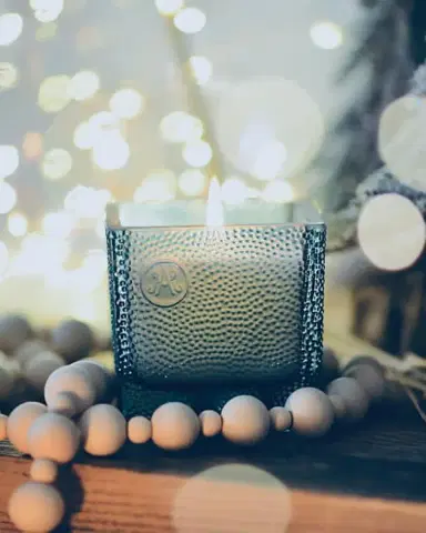 Amanda de Montal 7.76 oz. Lys Magicus Candle | Thumbnail 4