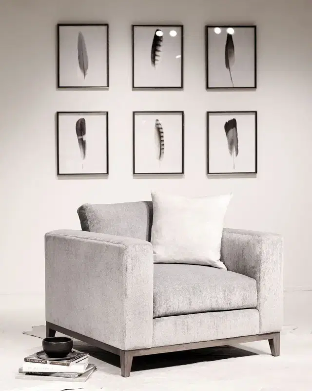Noel Chair