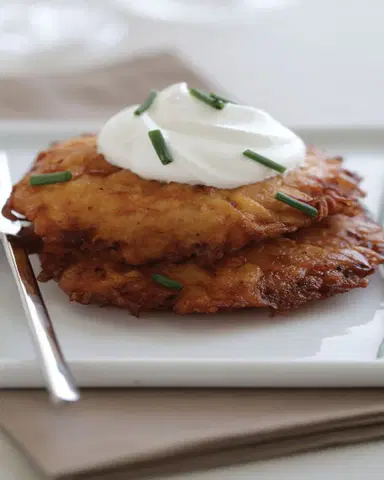 Linda's Gourmet Latkes Large Original Flavor Latkes, 24-Pack | Thumbnail 1