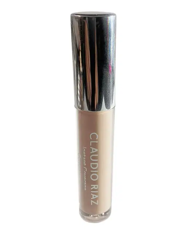Claudio Riaz Concealer