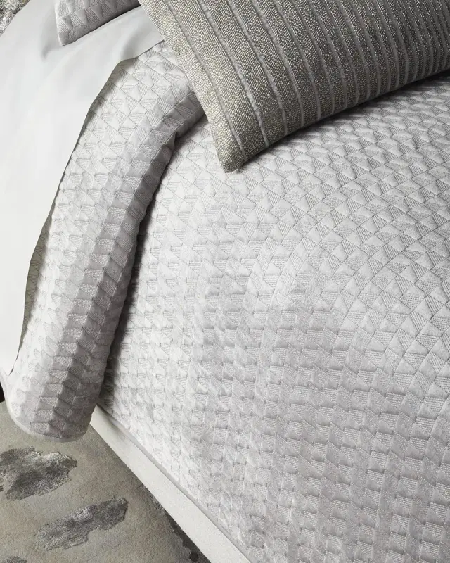 Marconi Geometric Velvet Quilt