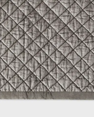 Amity Home Simona Velvet Quilt, Queen | Thumbnail 2