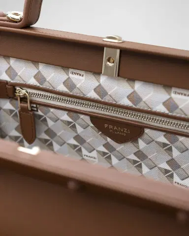 Franzi Margherita Medium Leather Top-Handle Bag | Thumbnail 2