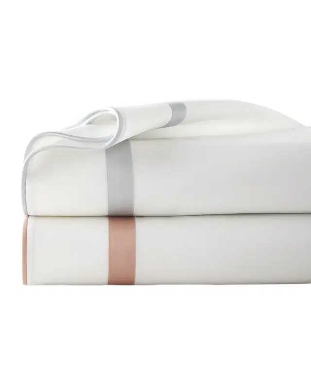 Matouk Louise Case Pair