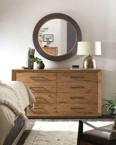 Hooker Furniture Big Sky 8-Drawer Dresser | Thumbnail 3 Hooker Furniture Big Sky 8-Drawer Dresser | Thumbnail 3