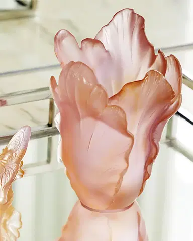 Daum Small Tulip Vase in Amber & Fuchsia | Thumbnail 2