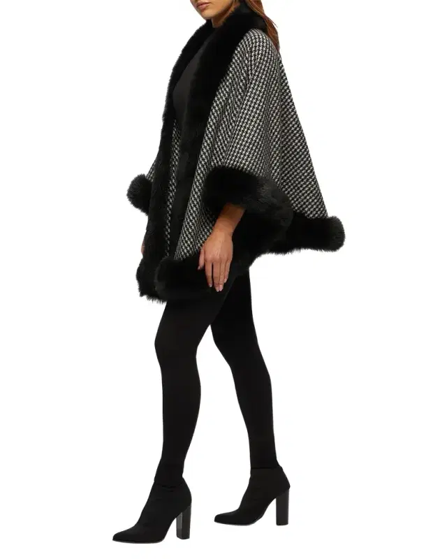 Gorski Cashmere Capelet with Lamb Shearling Trim