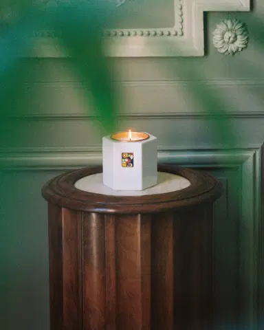 ORMAIE Pain Perdu Porcelaine Candle, 7.76 oz. | Thumbnail 3 ORMAIE Pain Perdu Porcelaine Candle, 7.76 oz. | Thumbnail 3