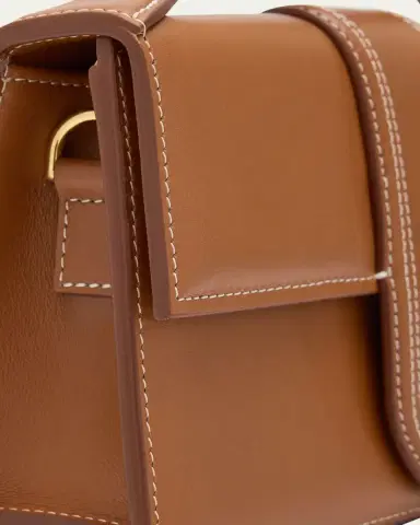 Jacquemus Le Grand Bambino Leather Crossbody Bag | Thumbnail 4 Jacquemus Le Grand Bambino Leather Crossbody Bag | Thumbnail 4