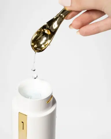 OPULUS Beauty Labs Brightening Vitamin C Concentrate | Thumbnail 3 OPULUS Beauty Labs Brightening Vitamin C Concentrate | Thumbnail 3