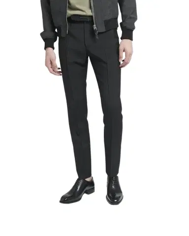 Tom Ford Men's Claydon Wholecut Leather Oxfords | Thumbnail 1