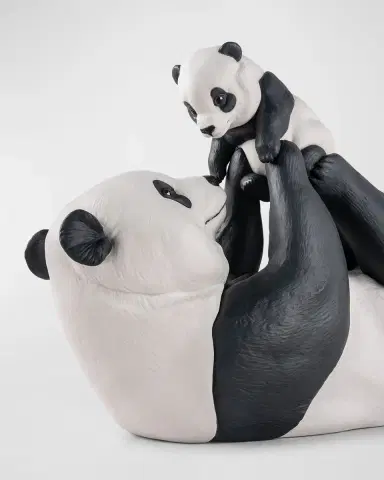 Lladro Mommy Panda | Thumbnail 4