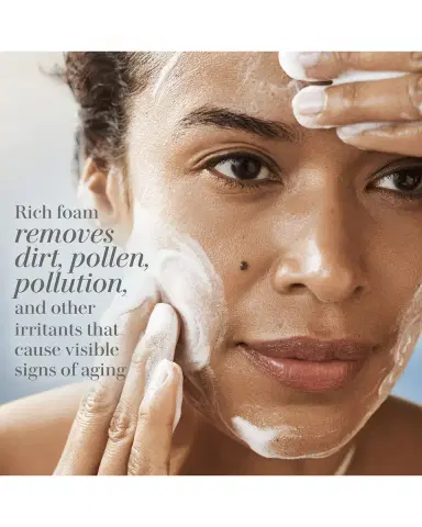 La Mer The Essence Foaming Cleanser | Thumbnail 3 La Mer The Essence Foaming Cleanser | Thumbnail 3