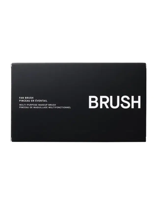 Gee Beauty Fan Brush