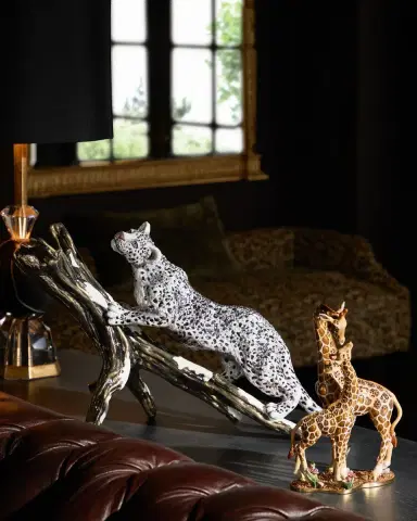 Jay Strongwater Mother and Baby Giraffe Tabletop Object | Thumbnail 4