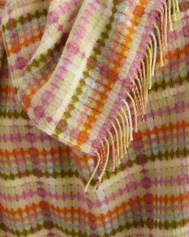 Designers Guild Marano Peony Throw | Thumbnail 2 Designers Guild Marano Peony Throw | Thumbnail 2