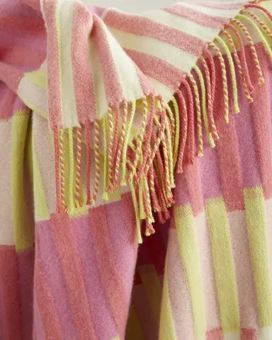 Designers Guild Murazzi Peony Throw Blanket | Thumbnail 2 Designers Guild Murazzi Peony Throw Blanket | Thumbnail 2