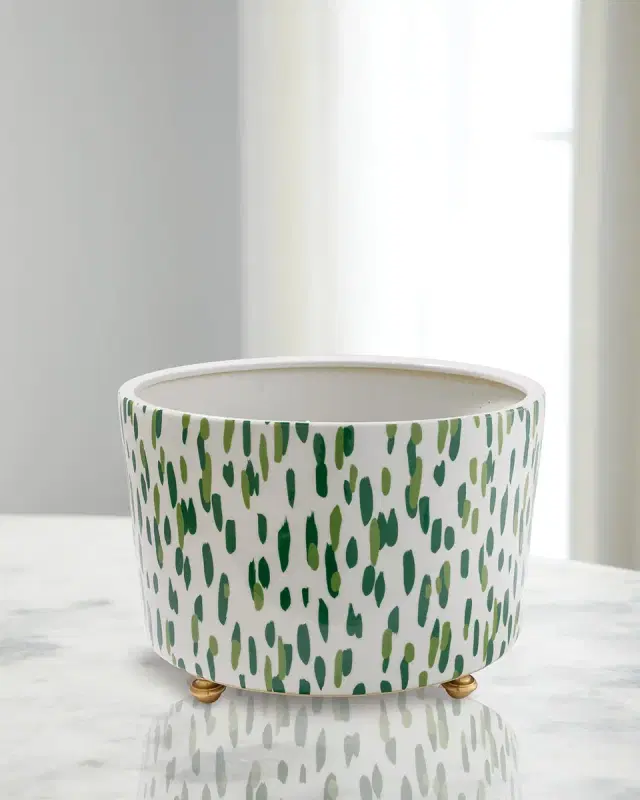 Port 68 Mill Reef Center Basin Palm Planter