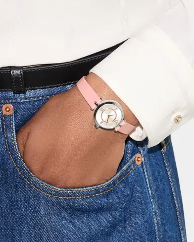 Gucci Stainless Steel Model 2000 24mm Watch with Pink Leather Strap | Thumbnail 2 Gucci Stainless Steel Model 2000 24mm Watch with Pink Leather Strap | Thumbnail 2