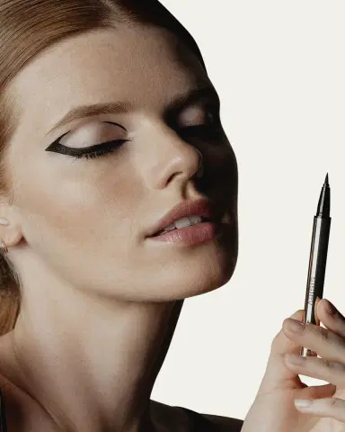 Sisley-Paris Ligne Noire Eyeliner, 1 Deep Black | Thumbnail 3